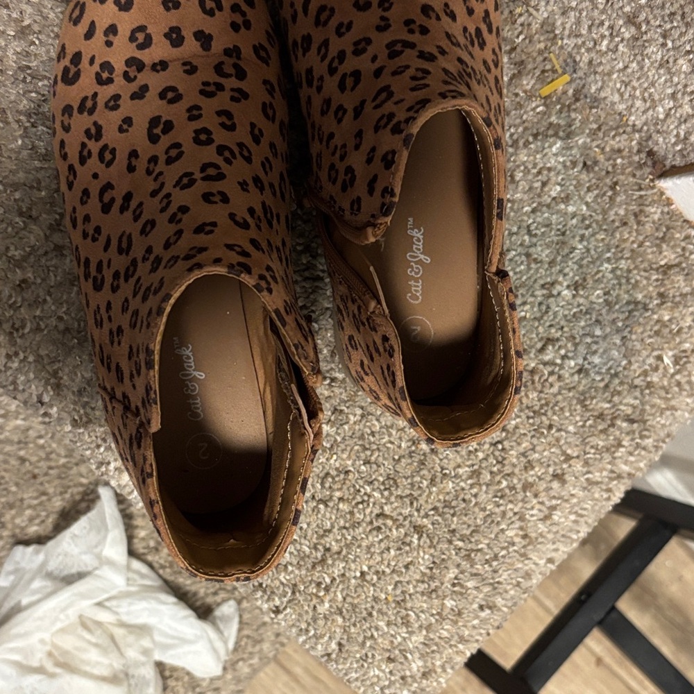 Cathy Jean Brown Leopard Pattern Boots - Picture 3 of 3